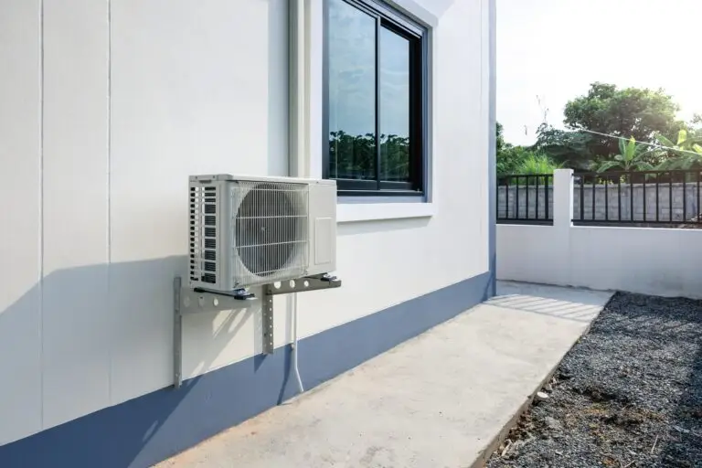 Condenser,Unit,Or,Compressor,Outside,Home,Or,Residential,Building.,Unit
